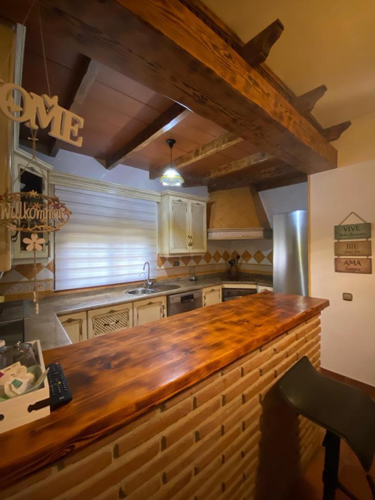 Вілла Casa Albarracin Setenil De Las Bodegas Екстер'єр фото