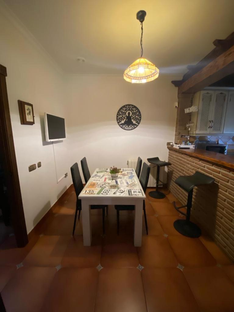 Вілла Casa Albarracin Setenil De Las Bodegas Екстер'єр фото
